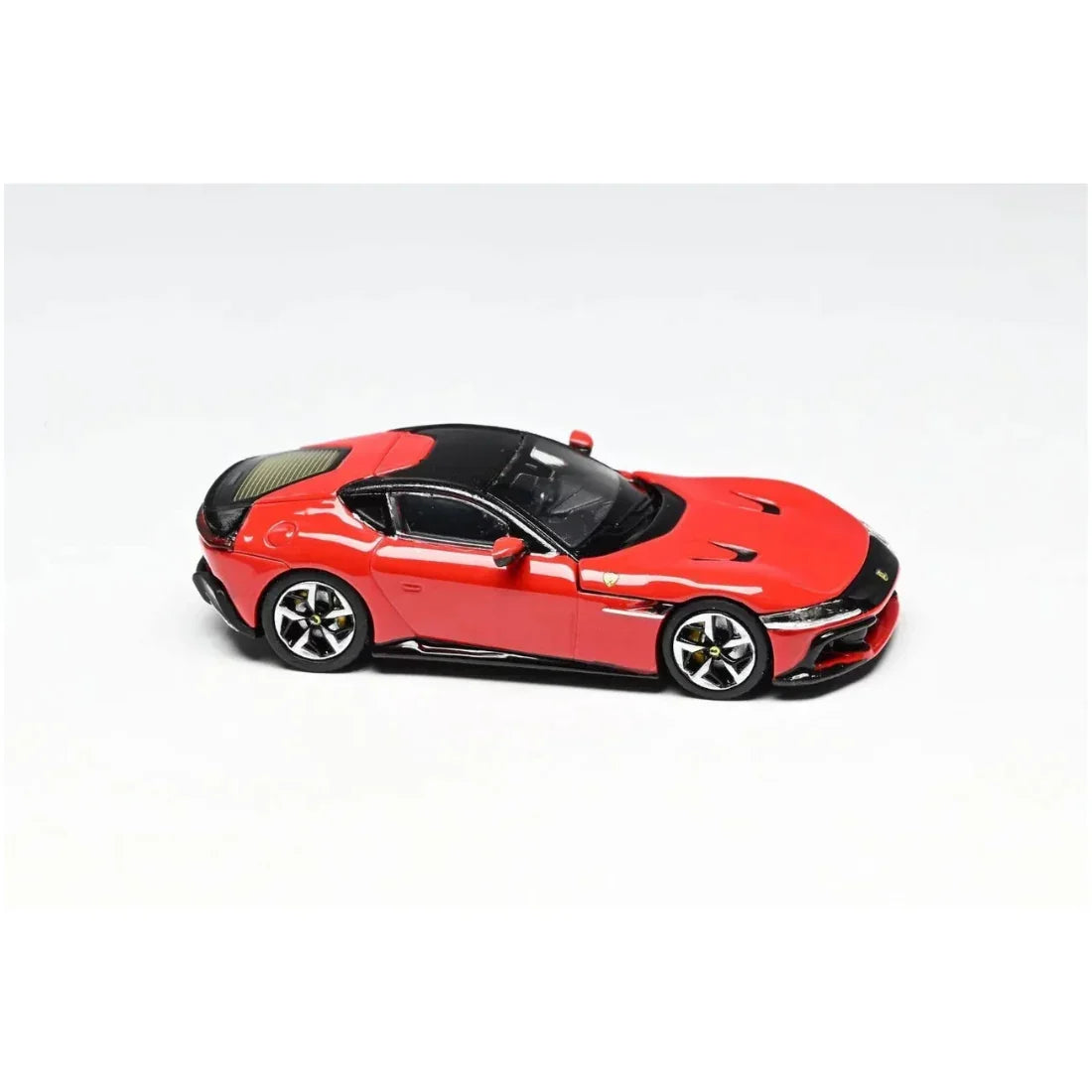 Ferrari 12 Cilindri (Limited to 599), 1:64 Scale (Red) — image 3