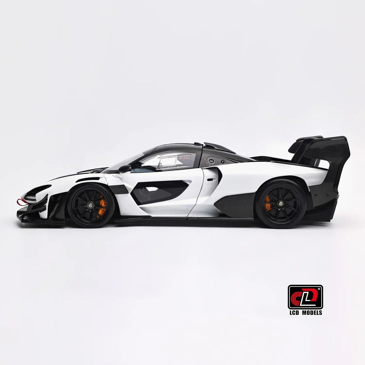 McLaren Senna GTR, 1:18 Scale (White) — image 3