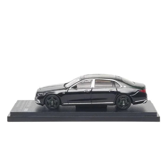 Mercedes-Benz Maybach S 680 V12 Edition - 2025, 1:64 Scale (Olive Metallic / Obsidian Black) — image 3