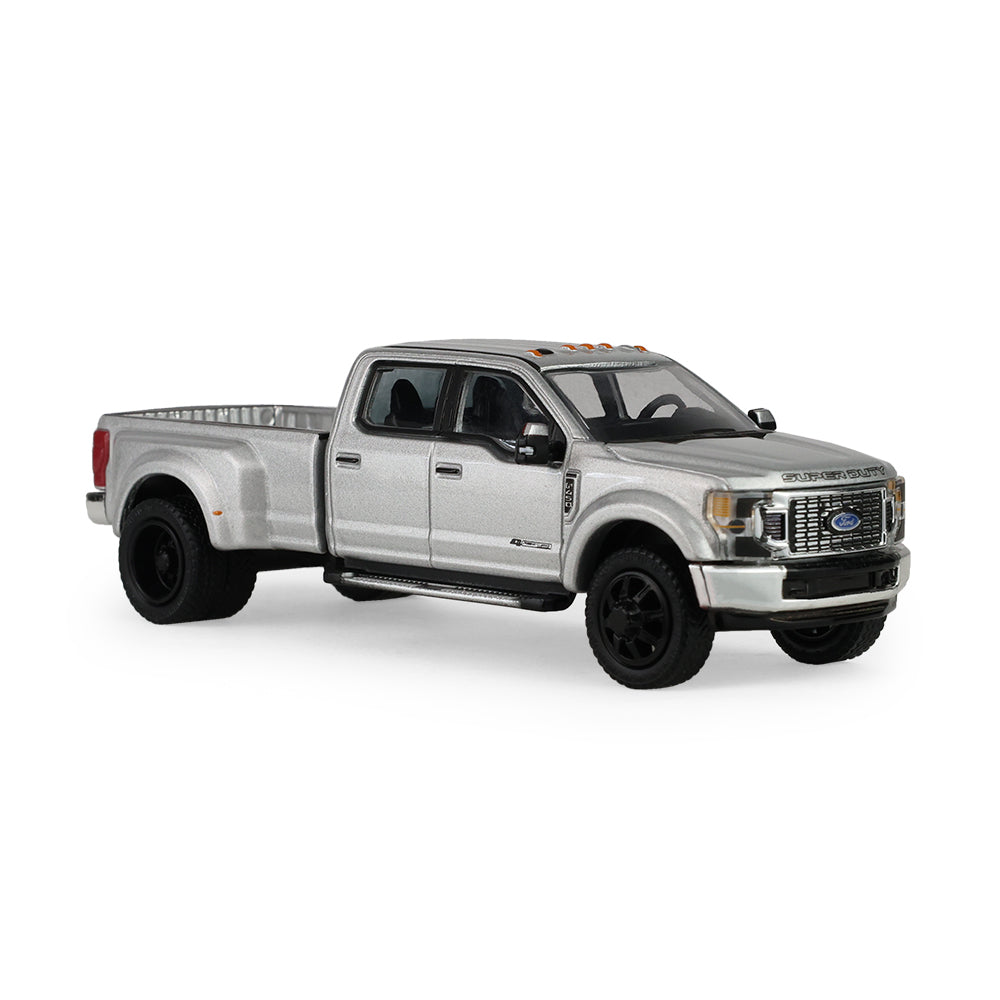 *PRE-ORDER* Auto Mall Series 8 - 2022 Ford F-450 Super Duty, 1:64 Scale (Iconic Silver) — image 3