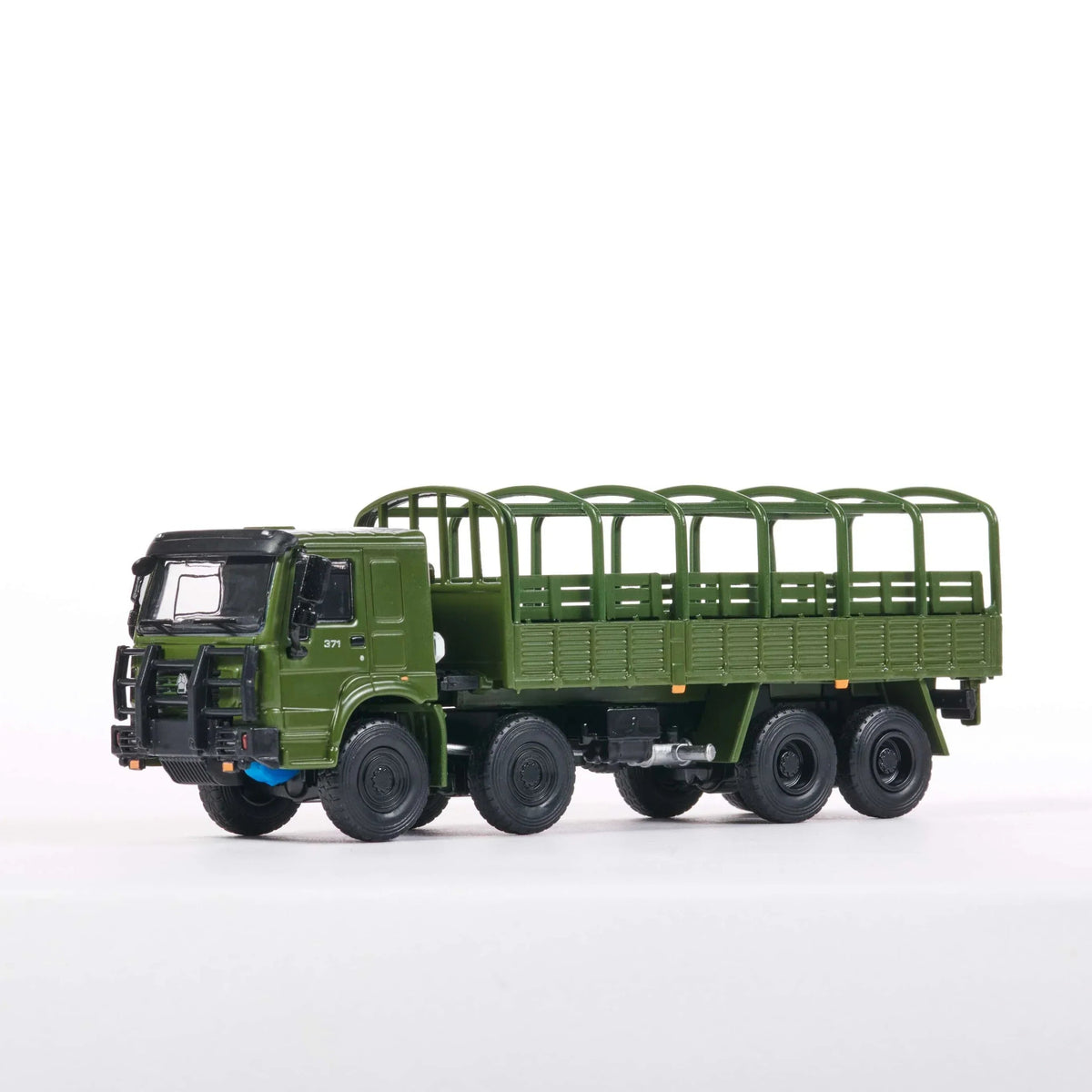 Howo 1006 Military Truck, 1:64 Scale (Army Green) — image 1
