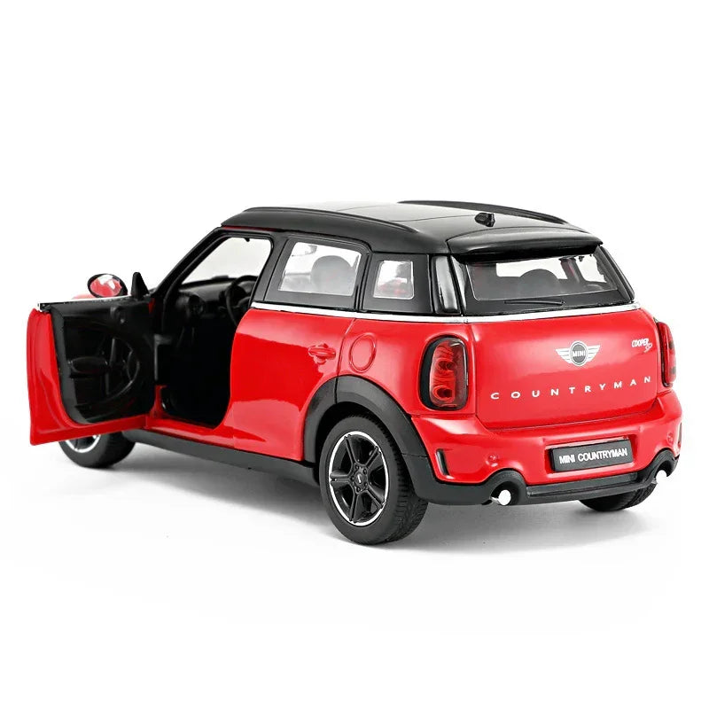 Mini Countryman, 1:24 Scale (Red) — image 4