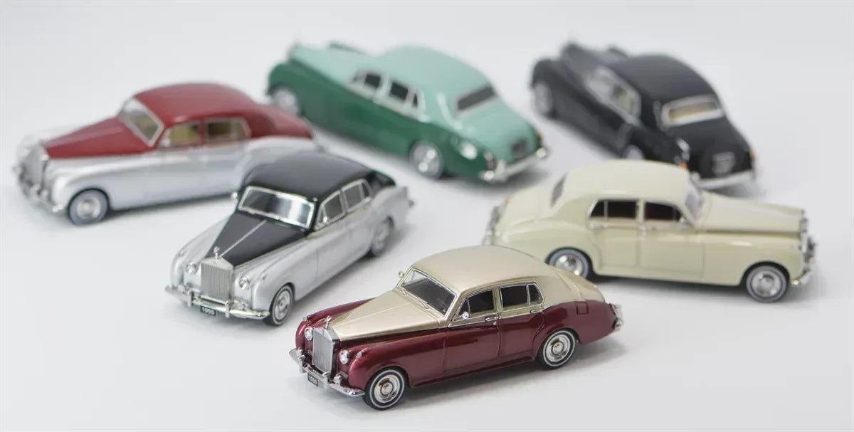 Rolls Royce Silver Cloud 1955, 1:64 Scale (Ivory) — image 8