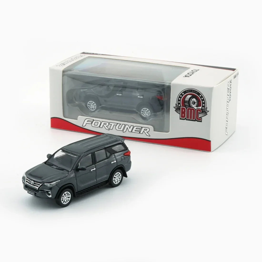 Diecast Toyota Fortuner 2018, 1:64 Scale (Silver) — image 2