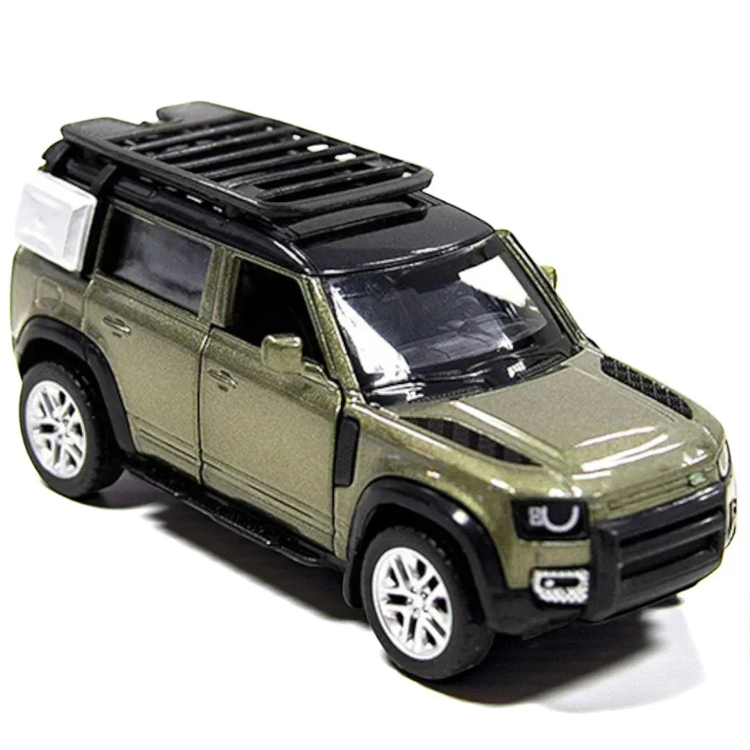 Land Rover Defender 110 2020, 1:43 Scale (Green) — image 4