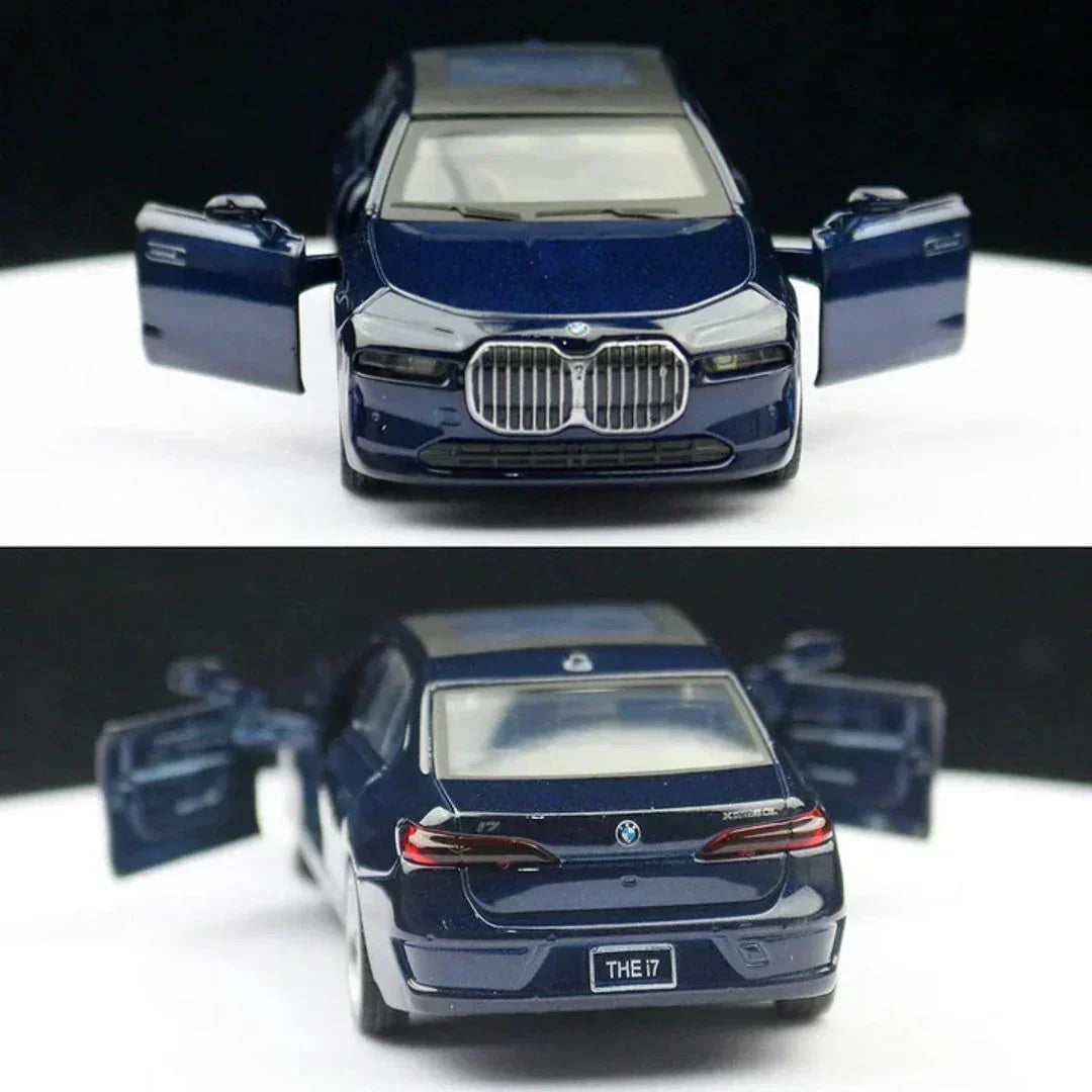BMW I7, 1:43 Scale (Blue) — image 3