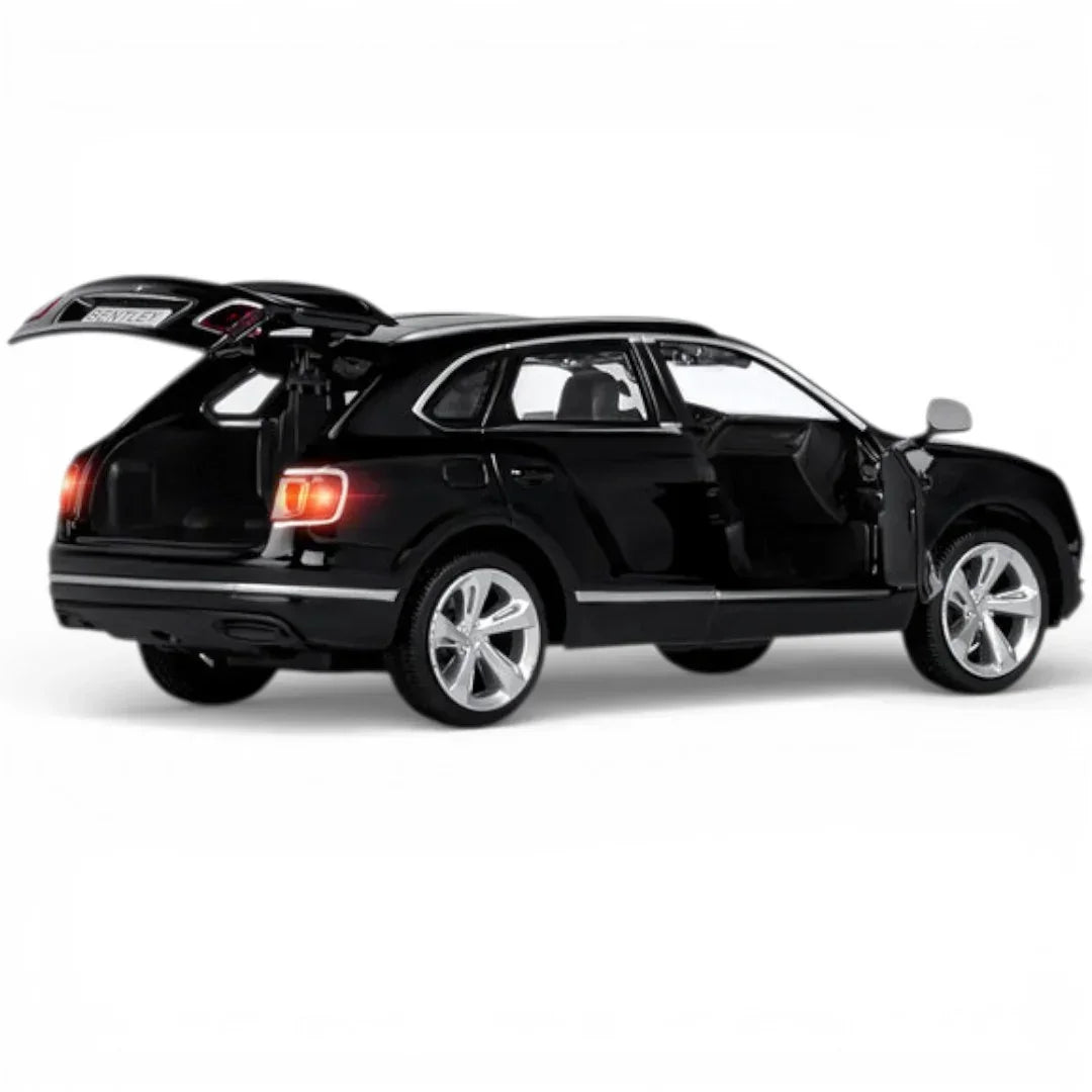 Bentley Bentayga, 1:32 Scale (Black) — image 4