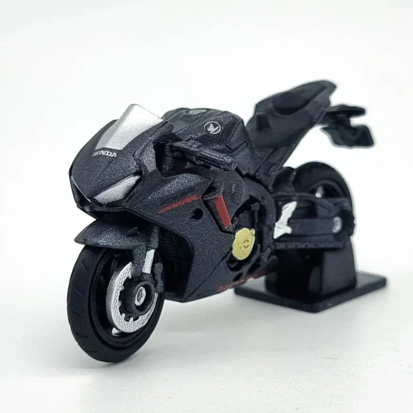 Tomica No.04 Honda CBR 1000RR, 1:32 Scale (Black) — image 1