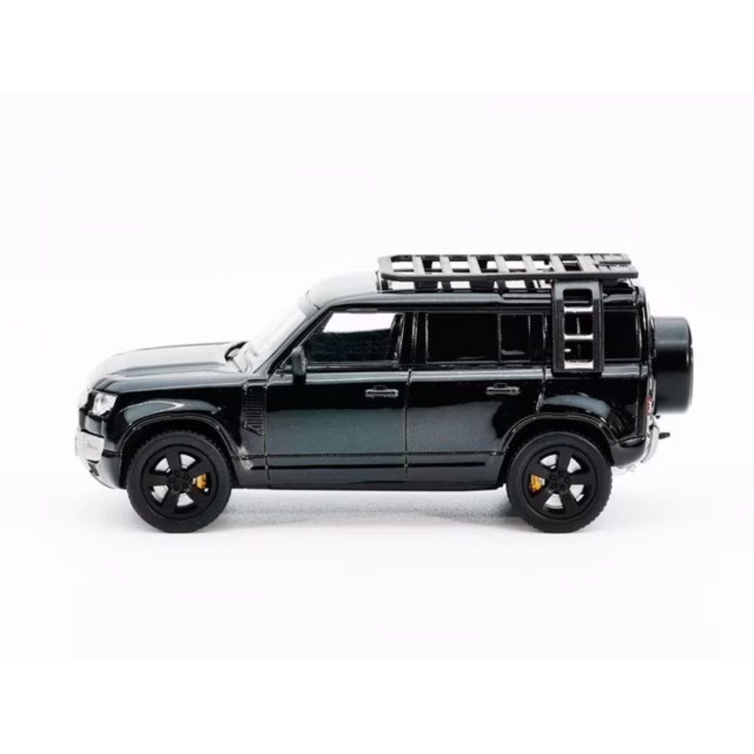 *PRE-ORDER* Land Rover Defender D110, 1:64 Scale (Black) — image 3