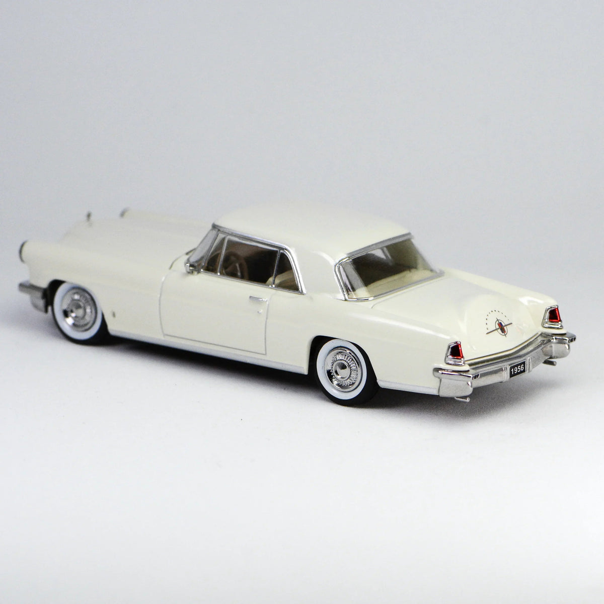 *HEC 2026* Continental Mark II Elvis Presley's 1956, 1:64 Scale (White) — image 5
