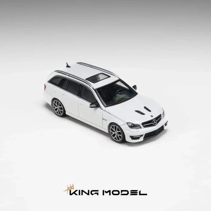 *PRE-ORDER* Mercedes Benz AMG C63 Wagon White (Limited to 500pcs), 1:64 Scale — image 4