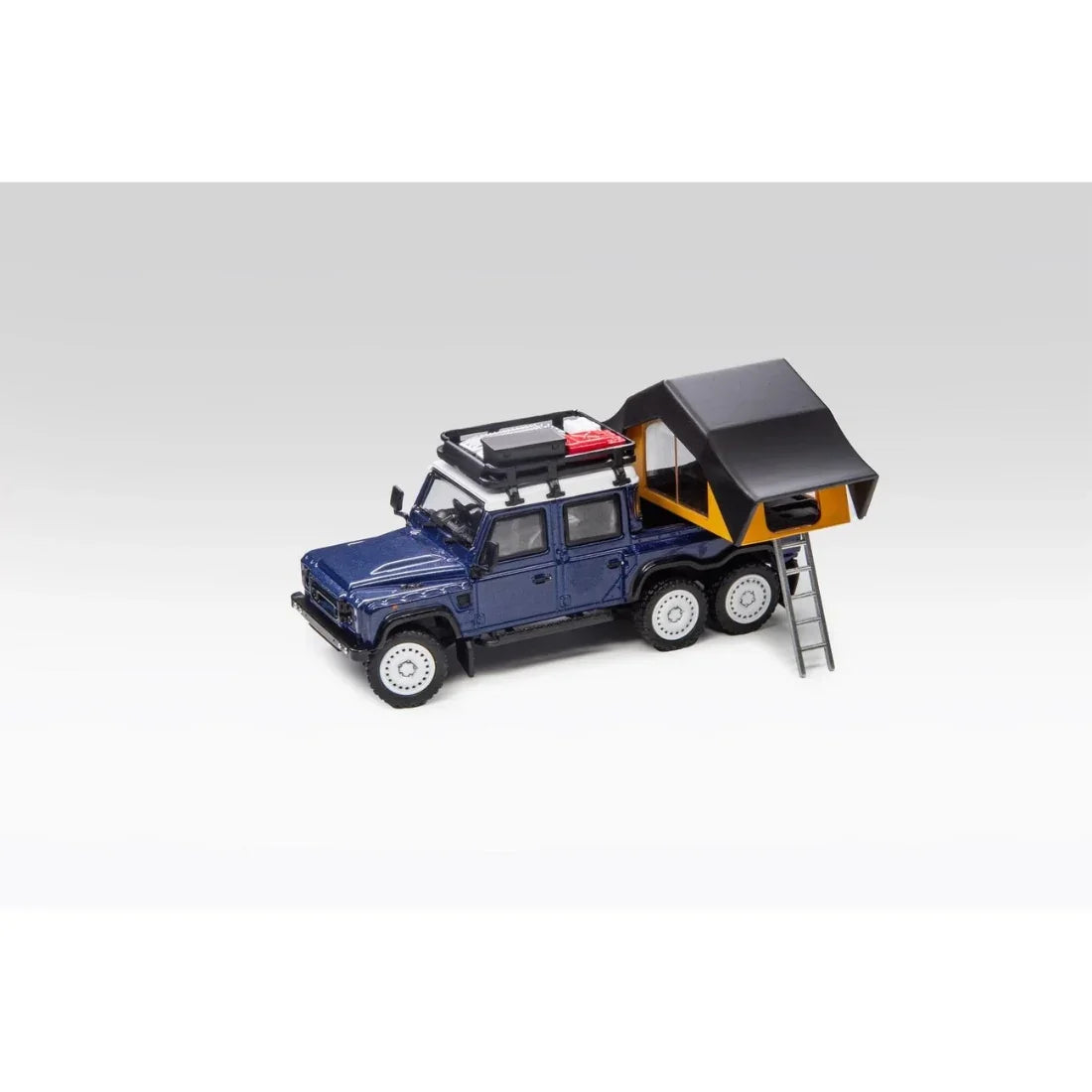 *PRE-ORDER* Defender 6x6 with Accessories, 1:64 Scale (Blue) — image 2