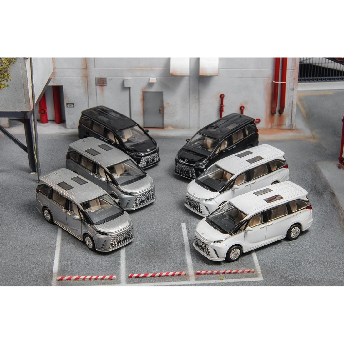 *PRE-ORDER* Lexus LM500h 2023, 1:64 Scale (Grey) — image 3