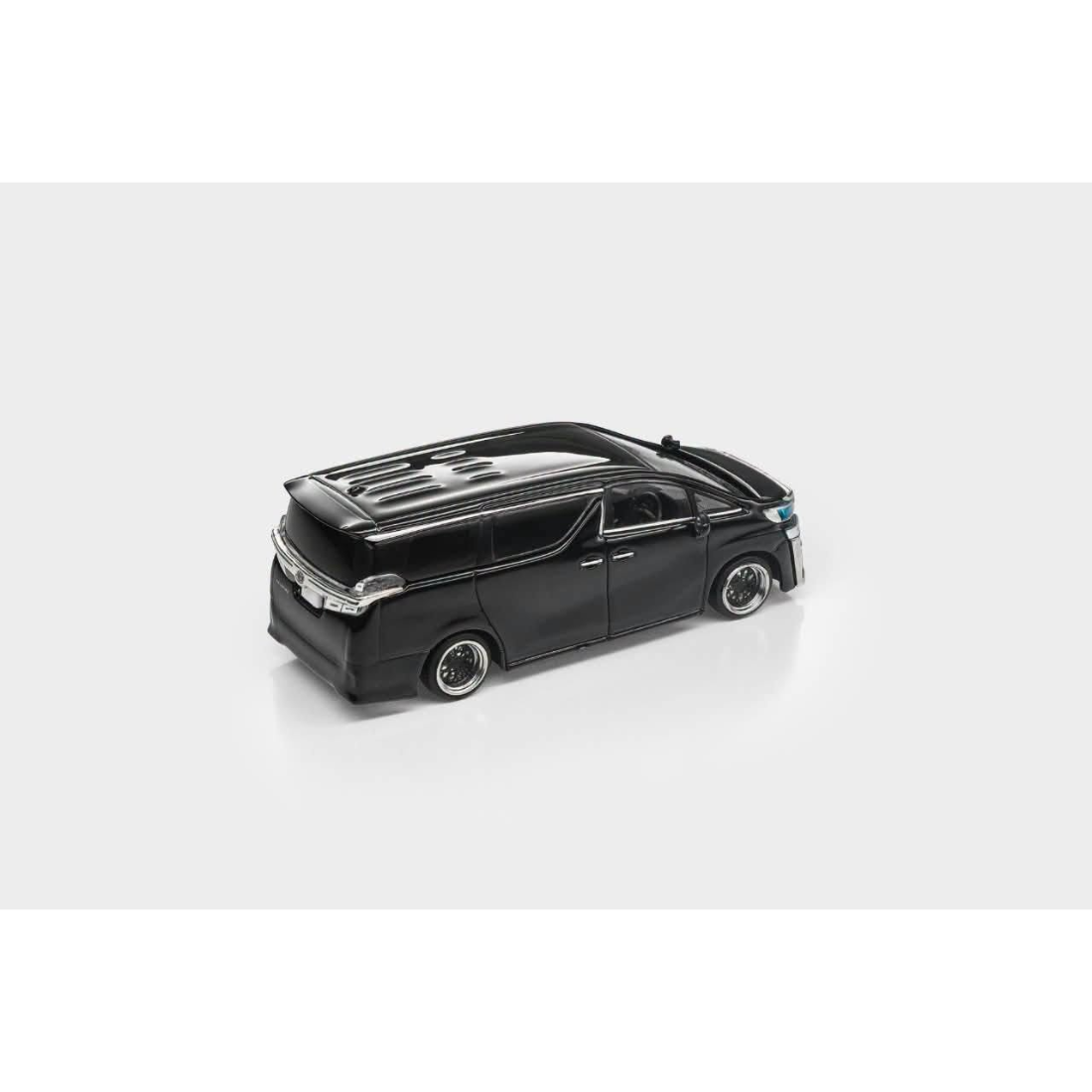 *PRE-ORDER* Toyota Vellfire H30W Customized Version, 1:64 Scale (Black) — image 4