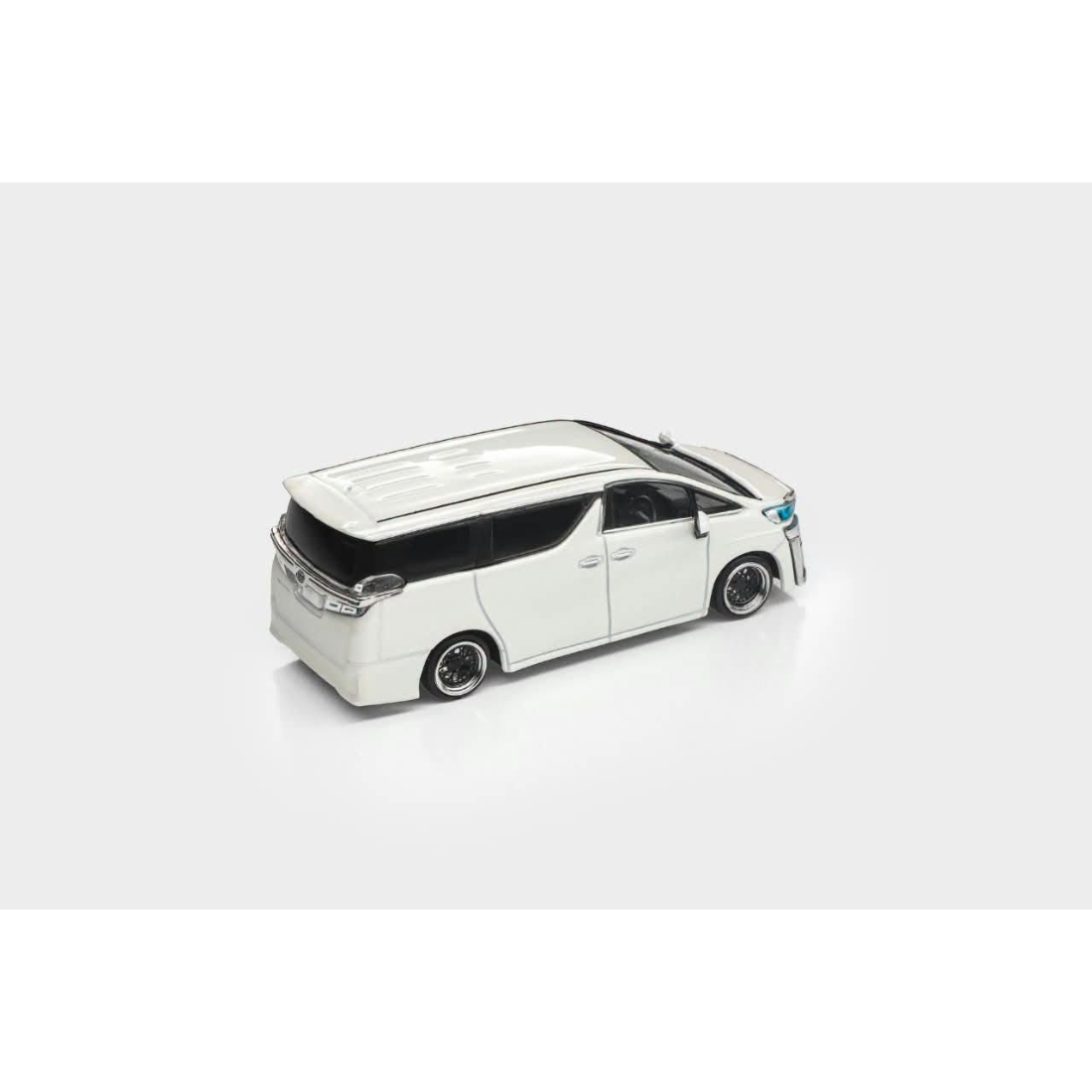 *PRE-ORDER* Toyota Vellfire H30W Customized Version, 1:64 Scale (White) — image 3
