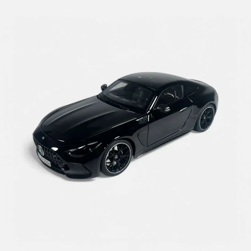 Mercedes-AMG GT 63, 1:18 Scale (Obsidian Black) — image 2