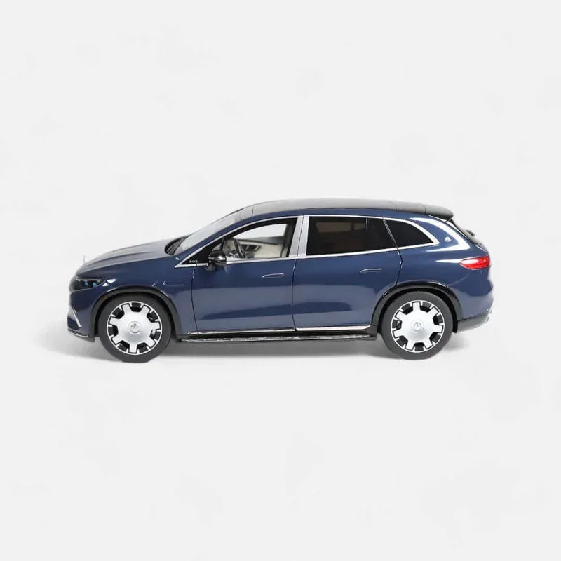 Mercedes-Maybach EQS SUV, 1:18 Scale (Sodalith Blue) — image 2