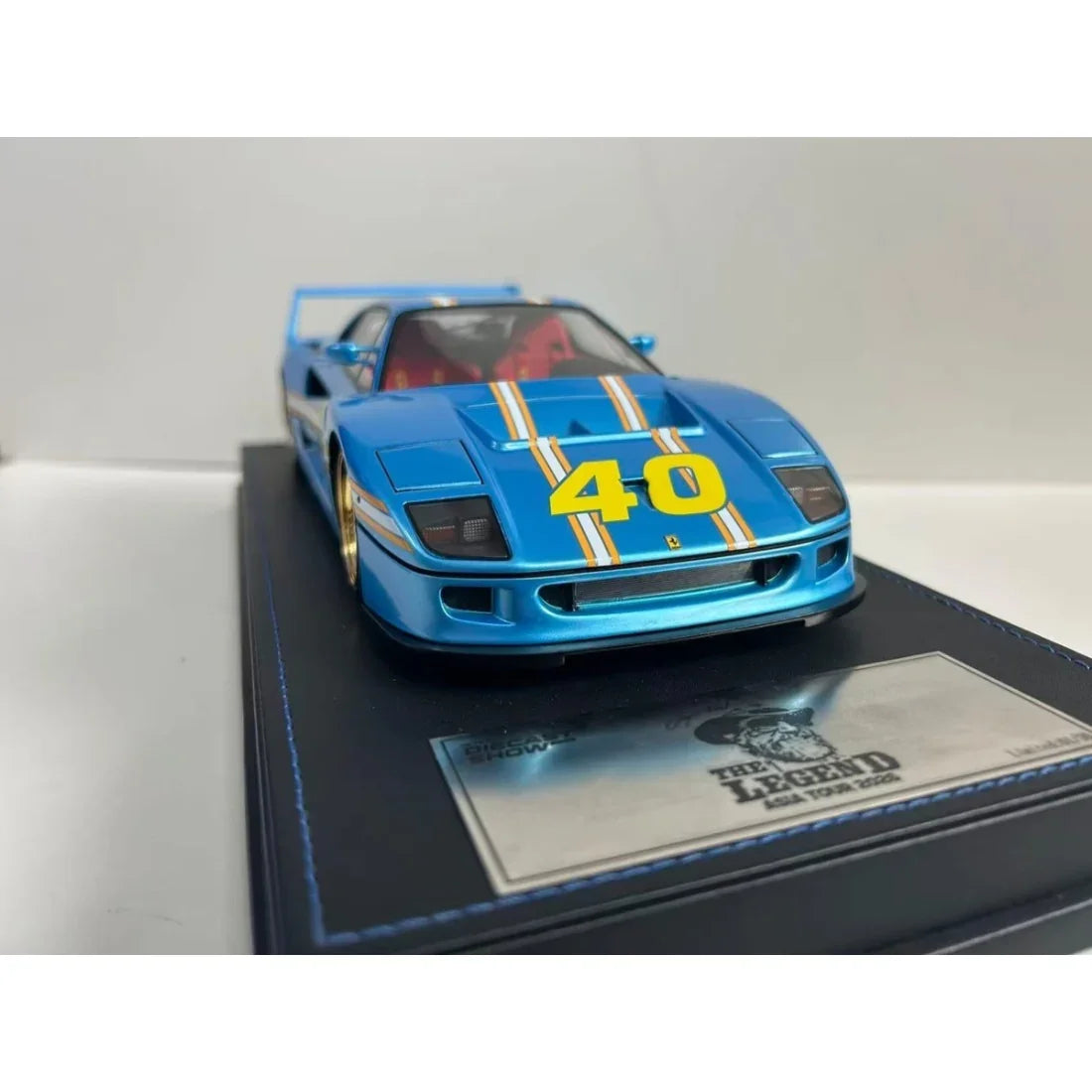 Larry Wood International Diecast Show The legend Asia Tour Ferrari F40 Resin (Limited to 30) 2026, 1:18 Scale (Blue) — image 5