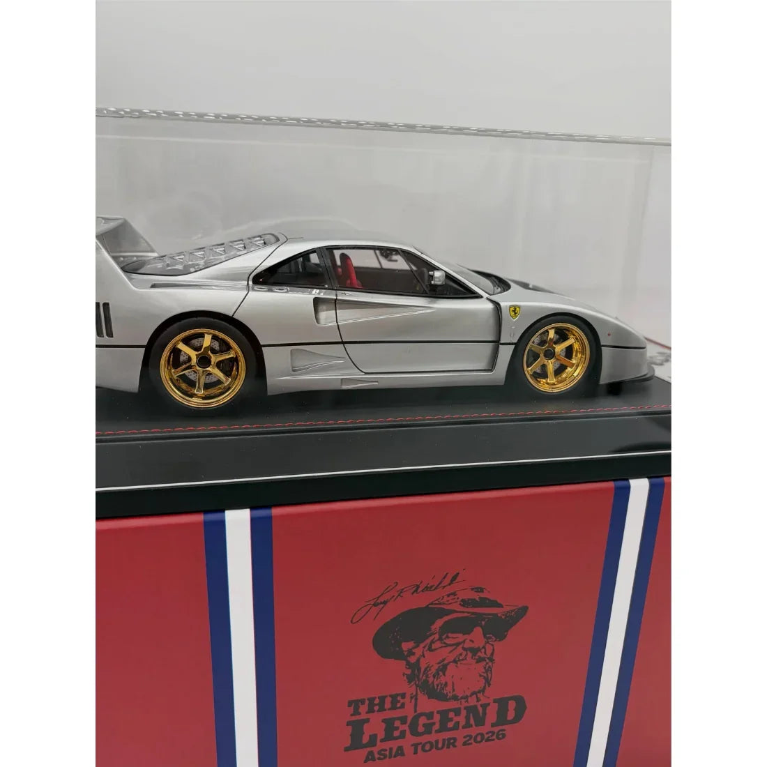 Larry Wood International Diecast Show The legend Asia Tour Ferrari F40 Resin (Limited to 30) 2026, 1:18 Scale (Silver) — image 2