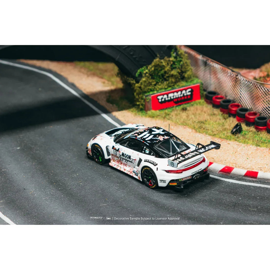 *PRE-ORDER* Porsche diecast 911 GT3 R Suzuka 1000km - Intercontinental GT Challenge Phantom Global Racing Sun Jingzu / Adderly Fong / Nico Menzel 2025, 1:43 Scale — image 4