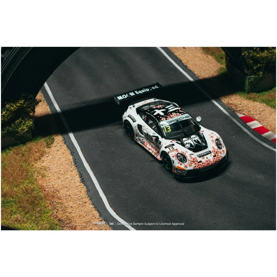*PRE-ORDER* Porsche diecast 911 GT3 R Suzuka 1000km - Intercontinental GT Challenge Phantom Global Racing Sun Jingzu / Adderly Fong / Nico Menzel 2025, 1:43 Scale — image 5
