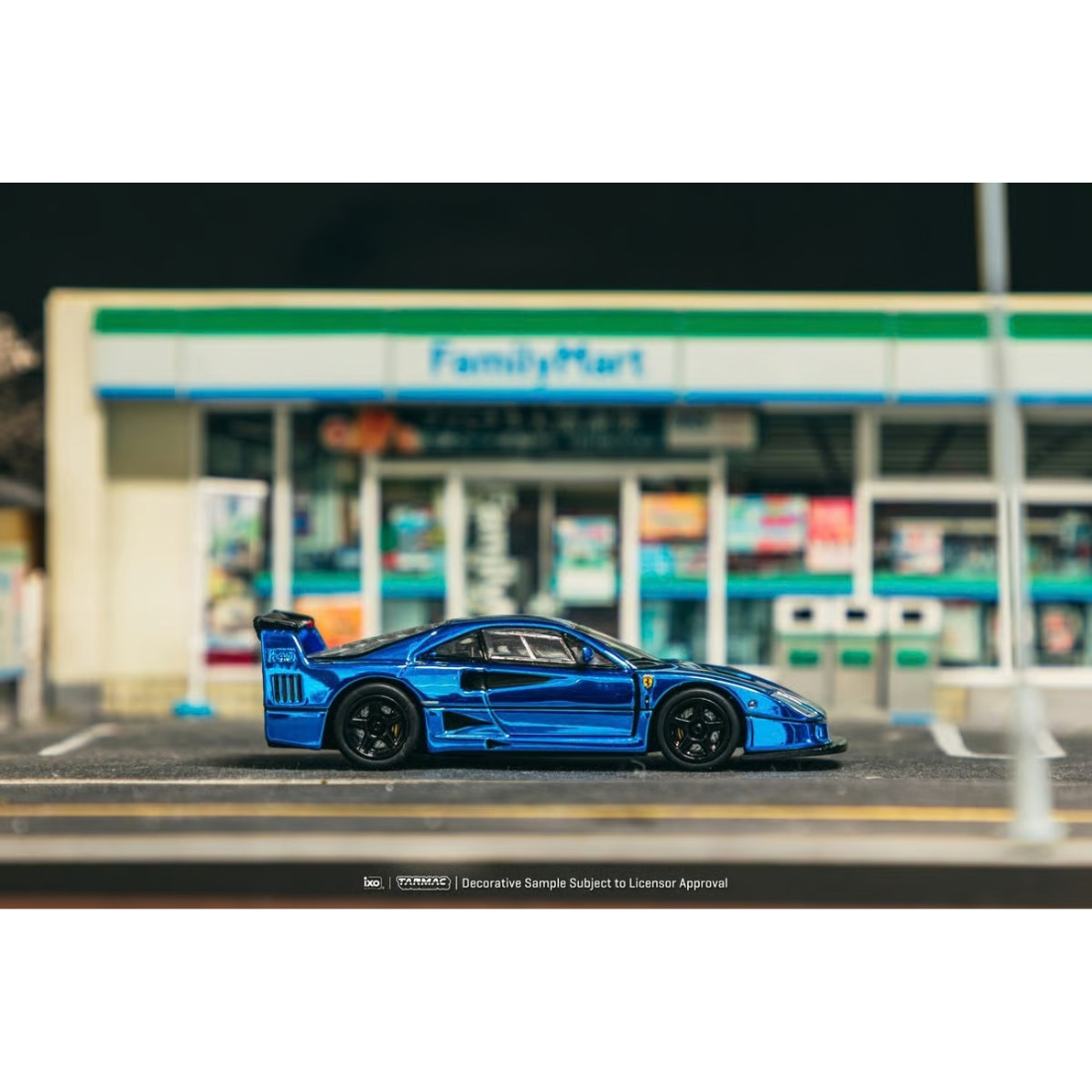 *PRE-ORDER* Ferrari F40 LM, 1:64 Scale (Chrome Blue) — image 3
