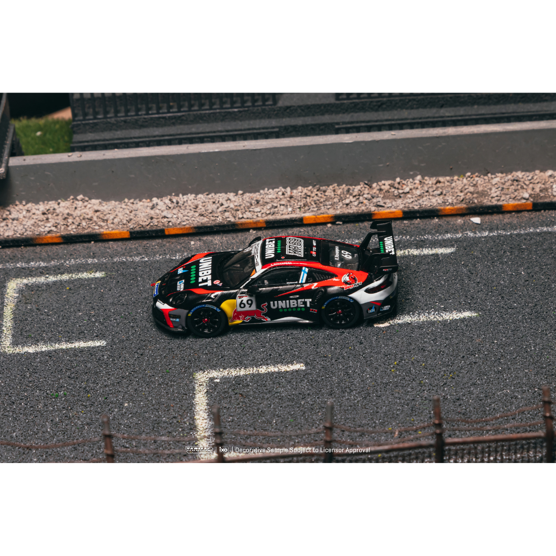 *PRE-ORDER* Porsche diecast 911 GT3 Cup (992) Porsche Carrera Cup Benelux 2024 Kalle Rovanperä, 1:64 Scale — image 3