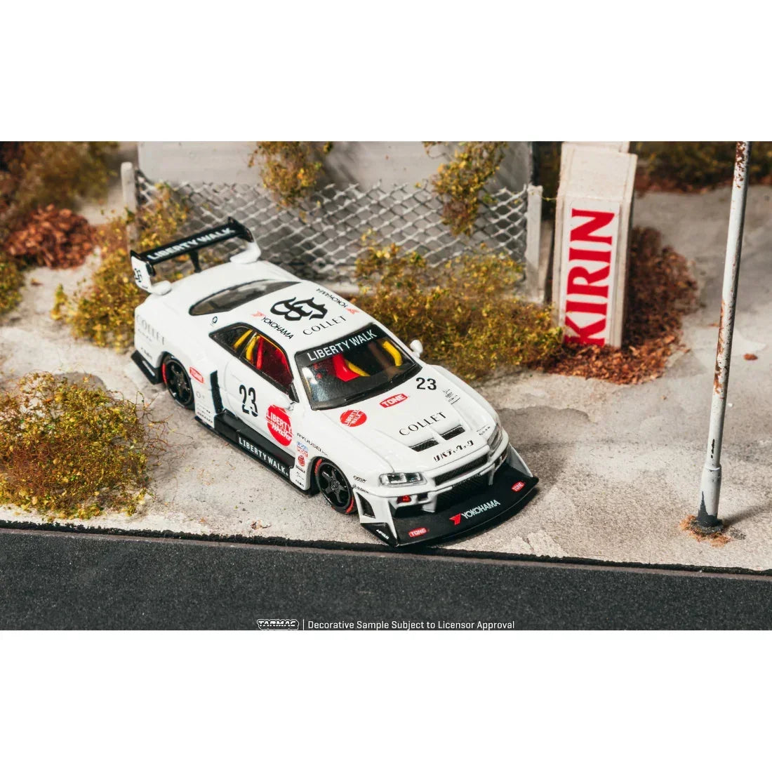 *PRE-ORDER* LB-ER34 Super Silhouette SKYLINE, 1:64 Scale (White) — image 4