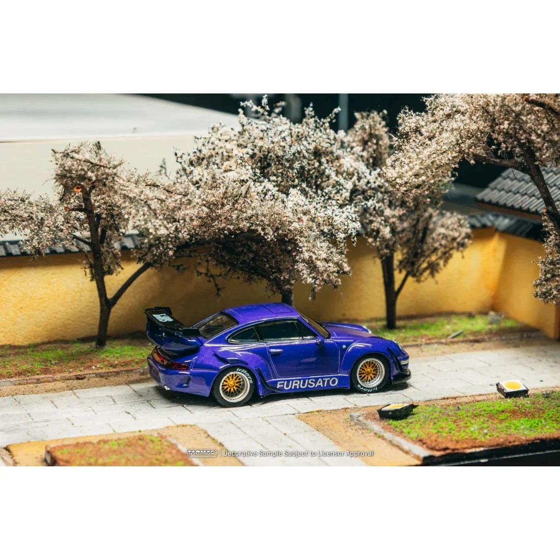 *PRE-ORDER* RWB 993 Furusato (Model Car + Trading Cards Combo Set), 1:64 Scale — image 5