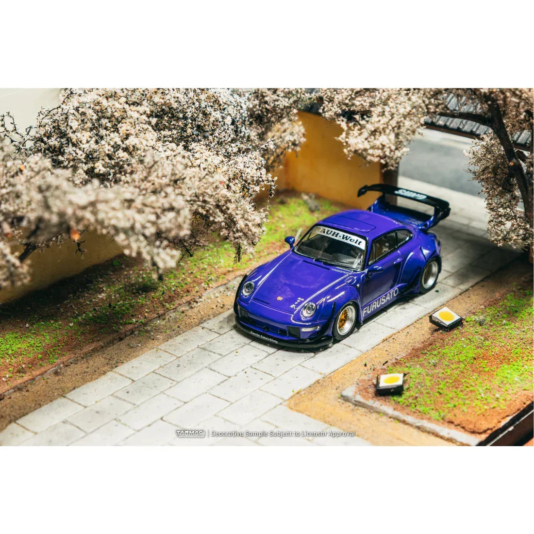 *PRE-ORDER* RWB 993 Furusato (Model Car + Trading Cards Combo Set), 1:64 Scale — image 3