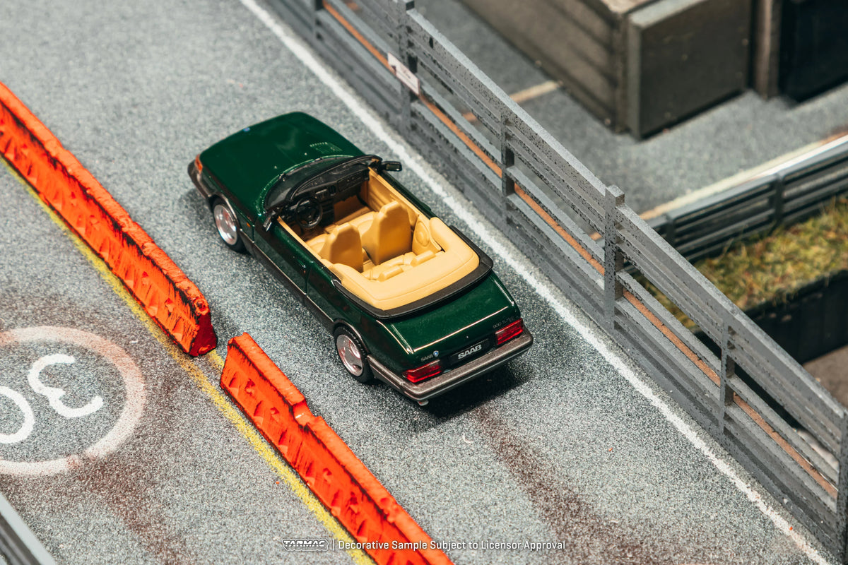 *PRE-ORDER* Saab 900 Turbo Convertible Chance of Chase Car, 1:64 Scale (Green) — image 3
