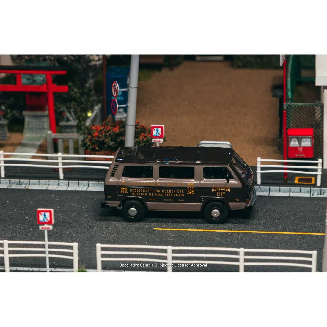 GRS X Tarmac Works Volkswagen T3 Van, 1:64 Scale — image 4