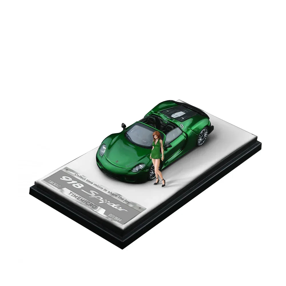 Porsche diecast 918 - Metallic Green - Figure Edition, 1:64 Scale — image 4