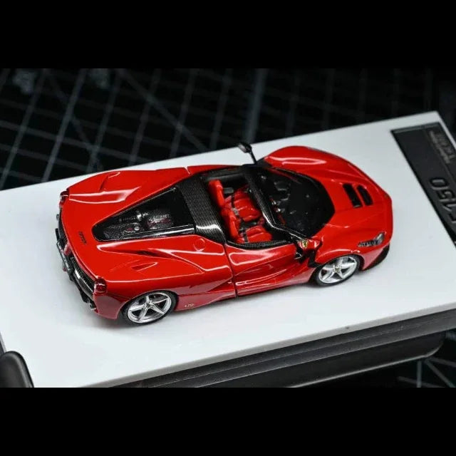 Laferrari (F150) Rosso Corsa Coupe, 1:64 Scale — image 3