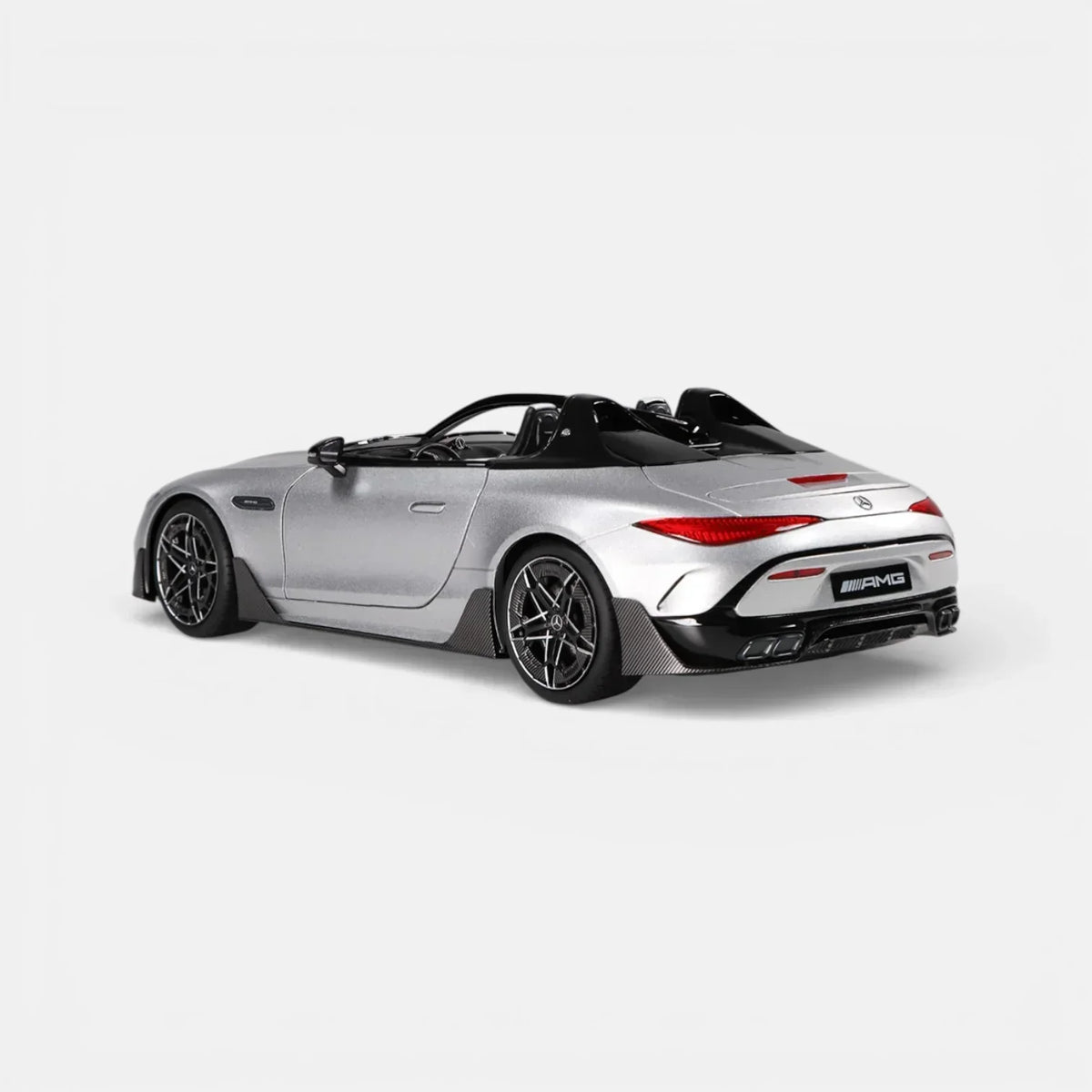 Mercedes-AMG PureSpeed, 1:18 Scale (Silver) — image 3