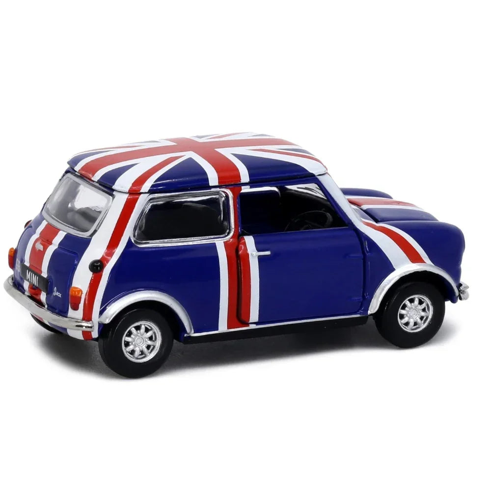 Mini Cooper Union Jack 154 (RHD), 1:50 Scale — image 3