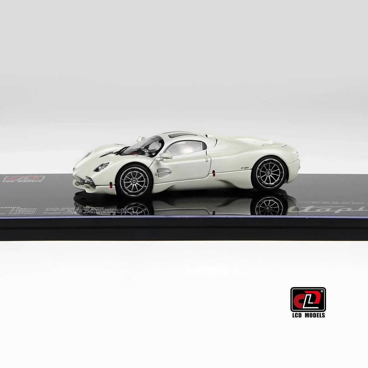 Pagani Utopia, 1:43 Scale (White) — image 2