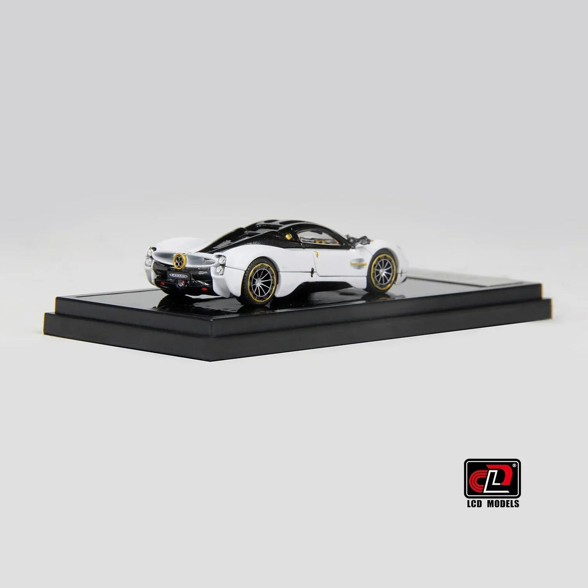 Pagani Utopia Coupe, 1:64 Scale (Black with white) — image 4
