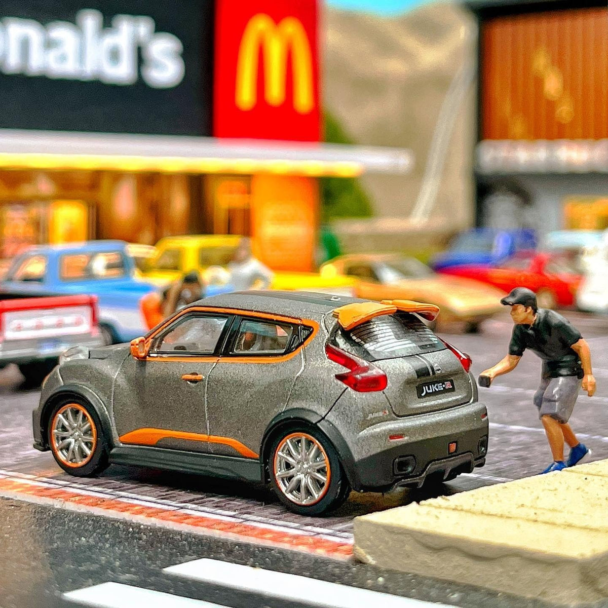 *PRE-ORDER* Nissan Juke-R, 1:64 Scale (Titanium Grey with Black Stripes) — image 2