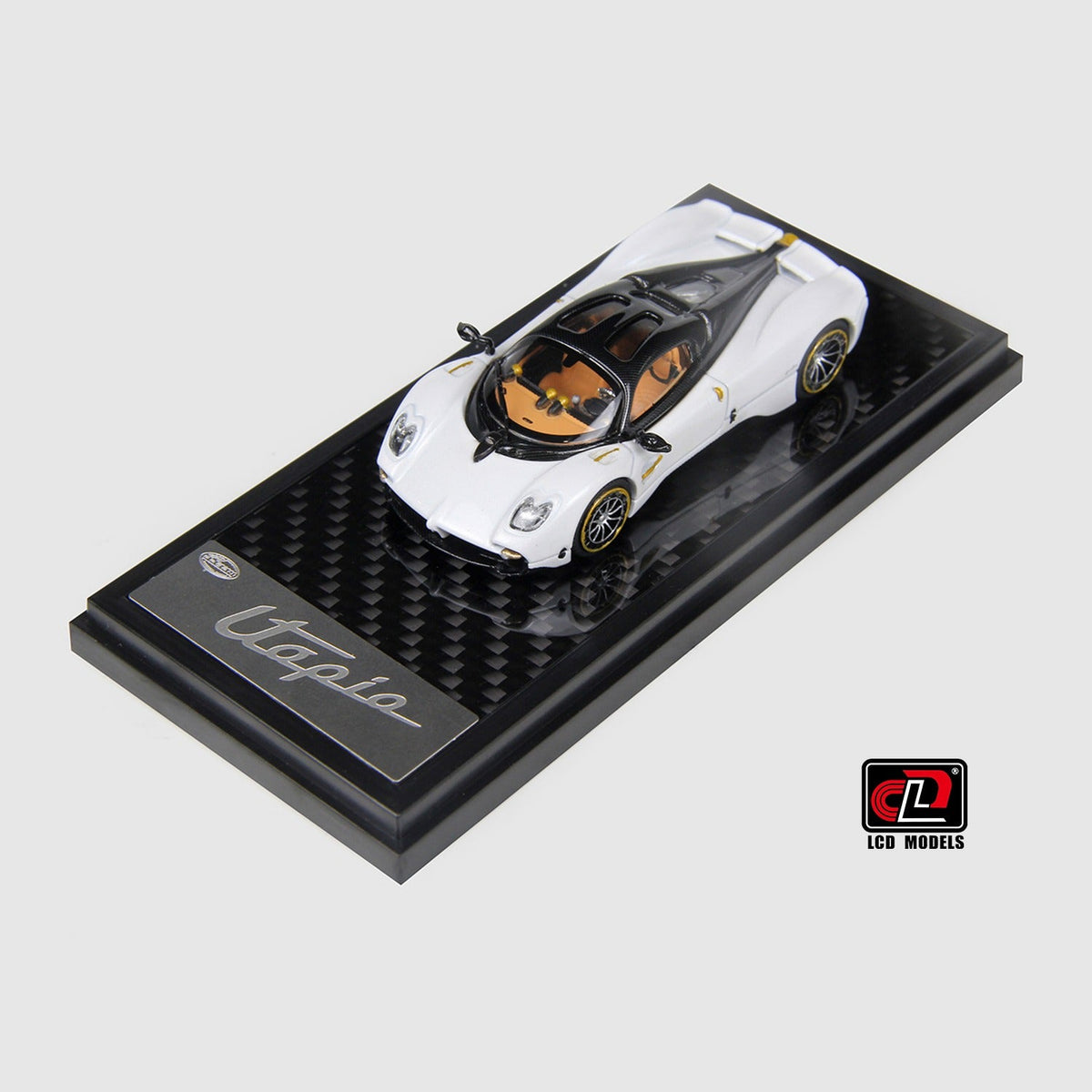 Pagani Utopia Coupe, 1:64 Scale (Black with white) — image 1