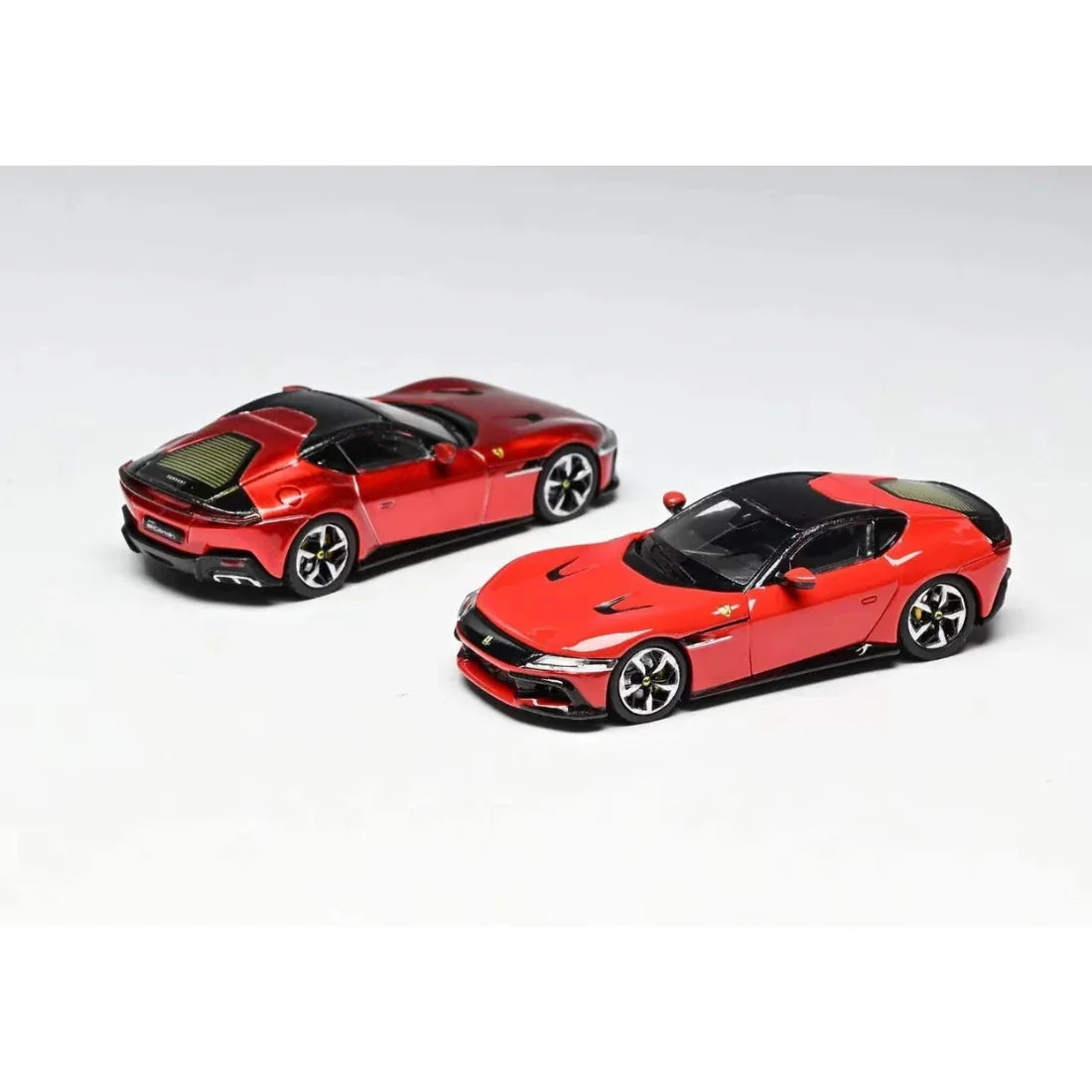 Ferrari 12 Cilindri (Limited to 599), 1:64 Scale (Red) — image 4