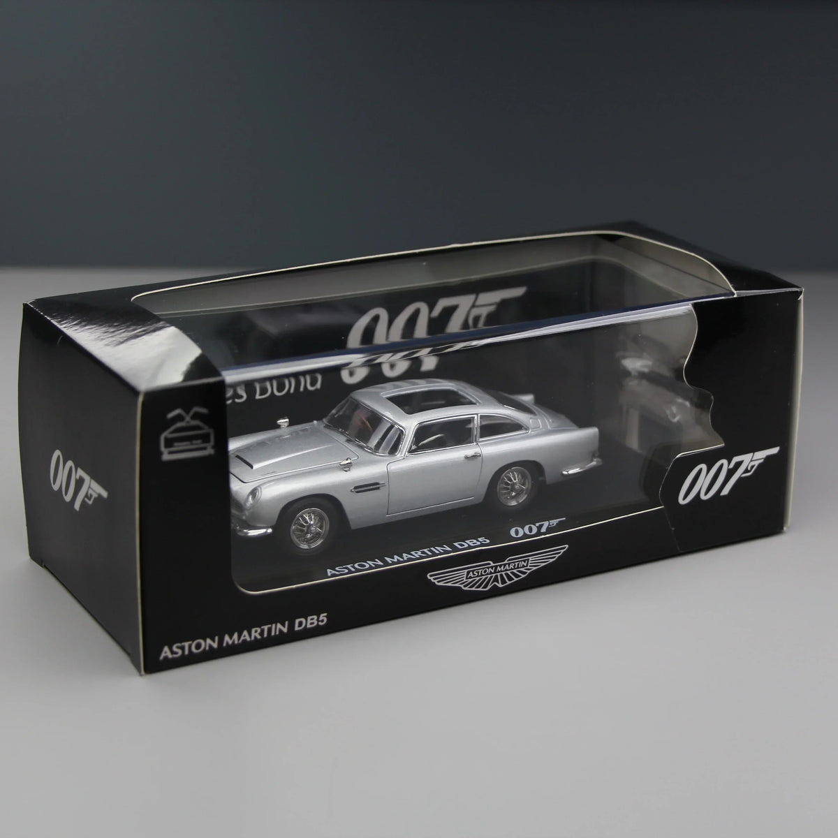 James Bond 007 Aston Martin DB5, 1:43 Scale (Silver) — image 9