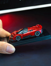 Ferrari F80 Rosso Supercar, 1:64 Scale — image 8