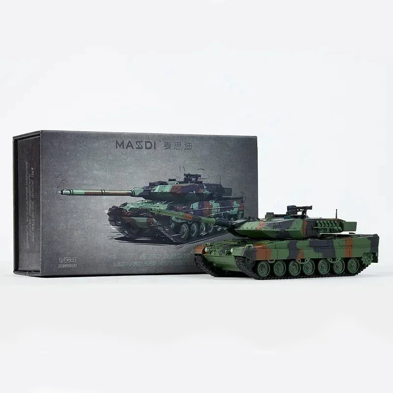 Leopard 2A6 Aging Version-Nato Tricolor, 1:64 Scale (Camouflage) — image 1