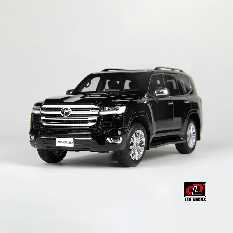 Toyota Land Crusier 300-ZX, 1:18 Scale (Black) — image 1