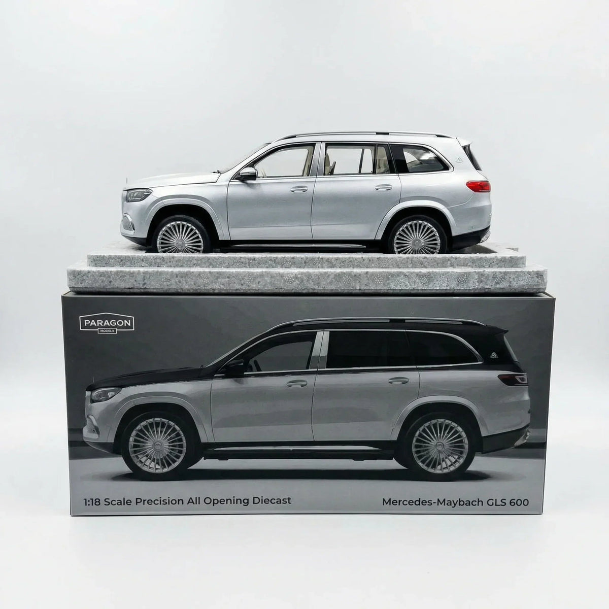 Mercedes-Maybach GLS 600, 1:18 Scale — image 6