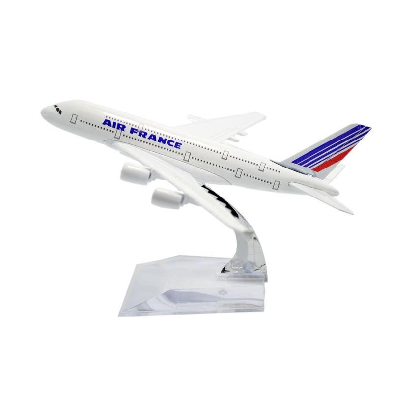 Air France Airplane Model, 1:400 Scale — image 1
