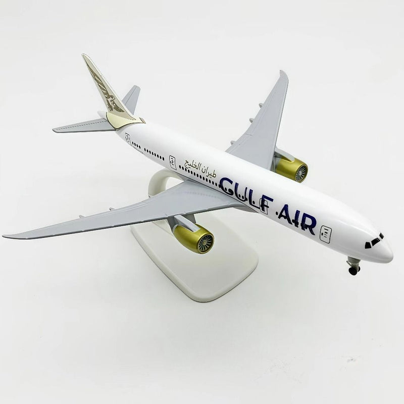 GULF AIR B787 Airplane Model — image 2