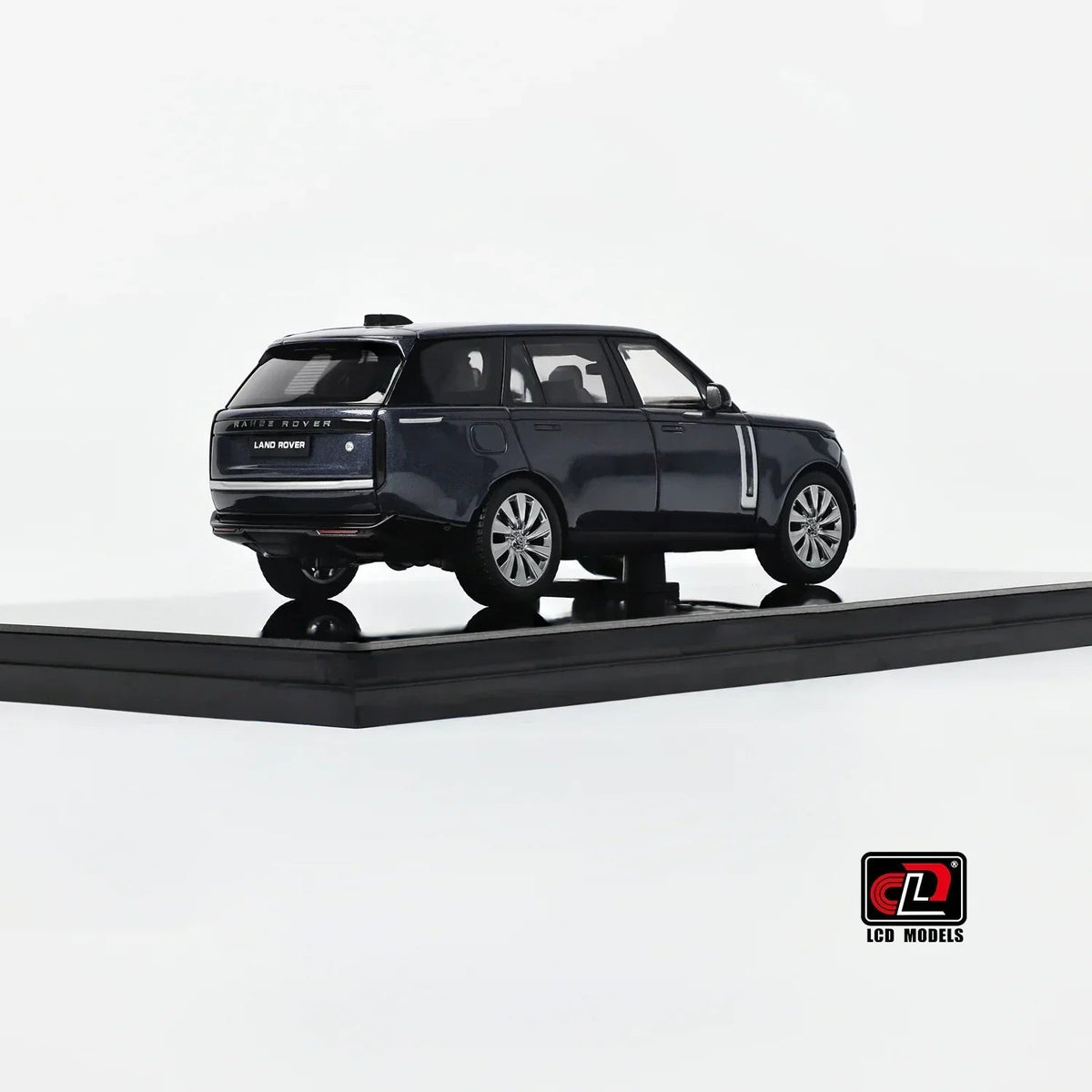 Land Rover Range Rover SV SERENITY, 1:43 Scale (Blue) — image 5