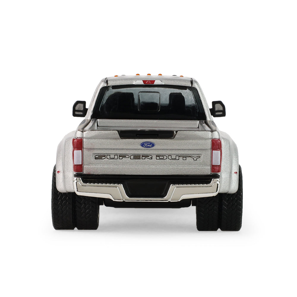 *PRE-ORDER* Auto Mall Series 8 - 2022 Ford F-450 Super Duty, 1:64 Scale (Iconic Silver) — image 8
